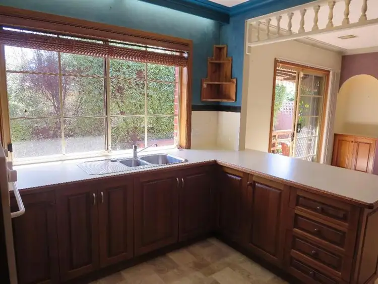 Fifth view of Homely unit listing, 1/1070 Bunton Street, North Albury NSW 2640