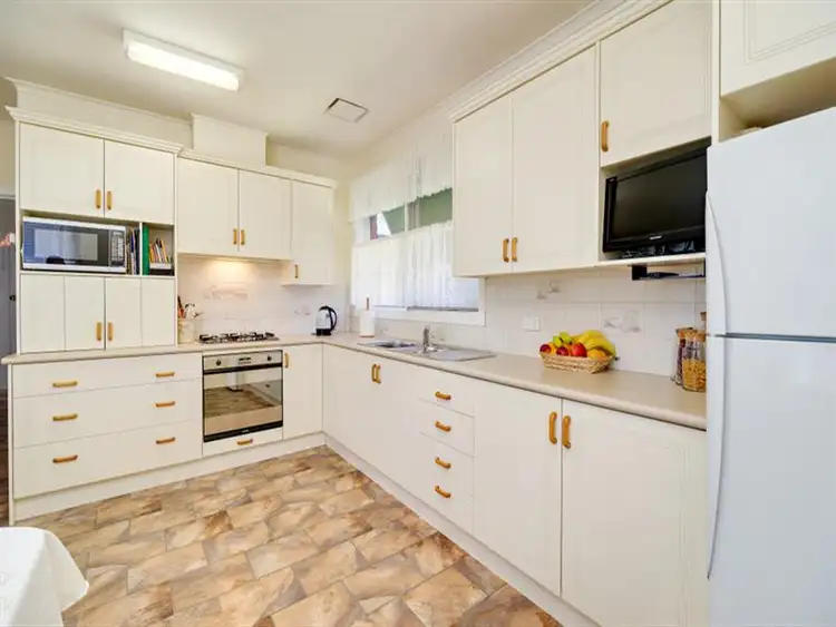 Sixth view of Homely house listing, 38 Noorong Avenue, Bundoora VIC 3083