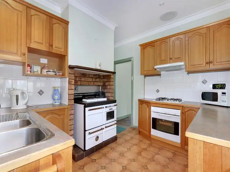 Sixth view of Homely house listing, 5 Sundew Parade, Launching Place VIC 3139
