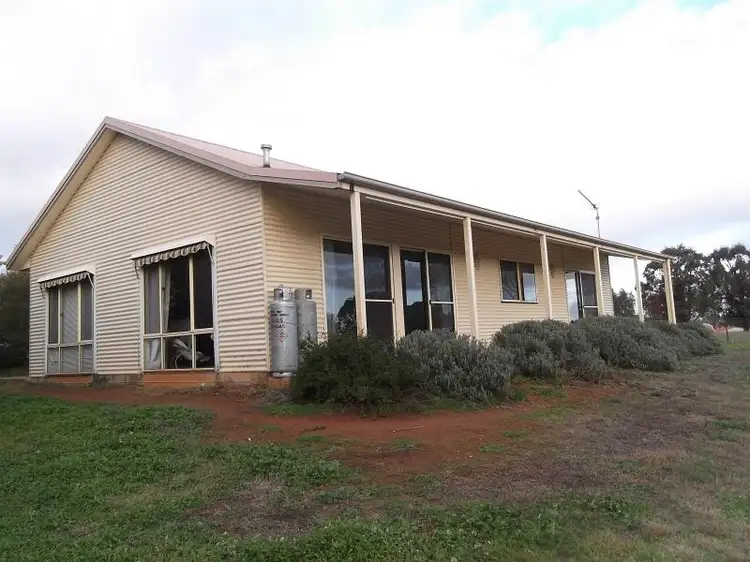 Main view of Homely house listing, 75 willowvale Road, Cowra NSW 2794
