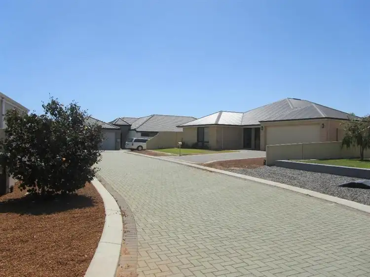 20 Yolanda Edge, Wandina WA 6530