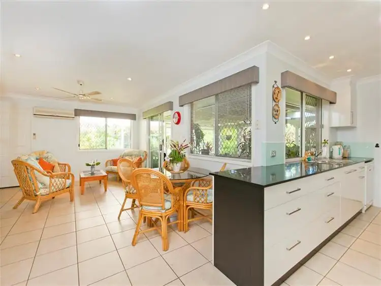 32 Riverton Drive, Wellington Point QLD 4160