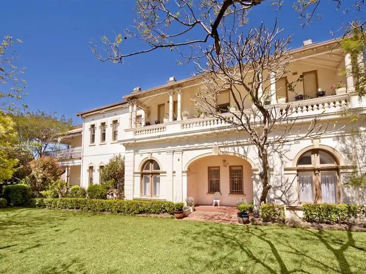 9/2-4 Carrington Avenue, Strathfield NSW 2135