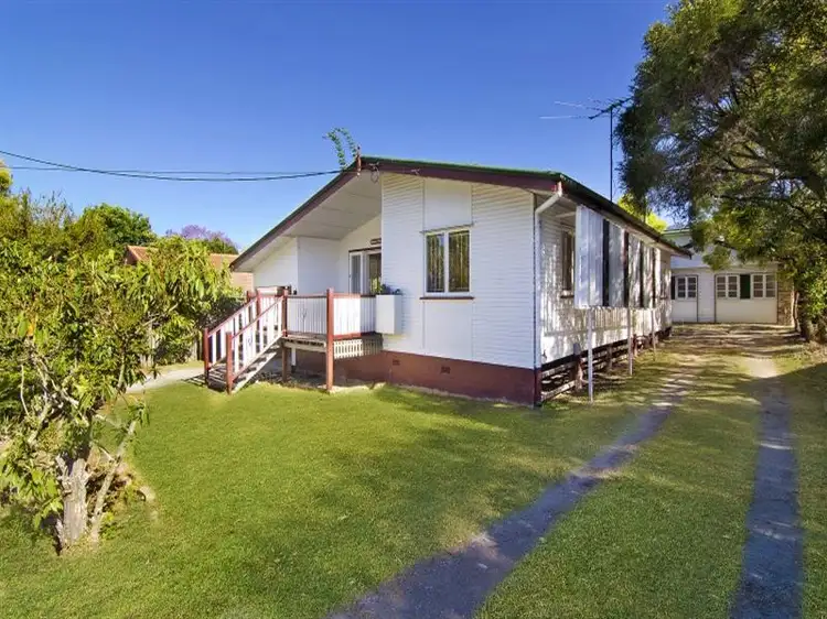 18 Glenhaven Street, Kedron QLD 4031