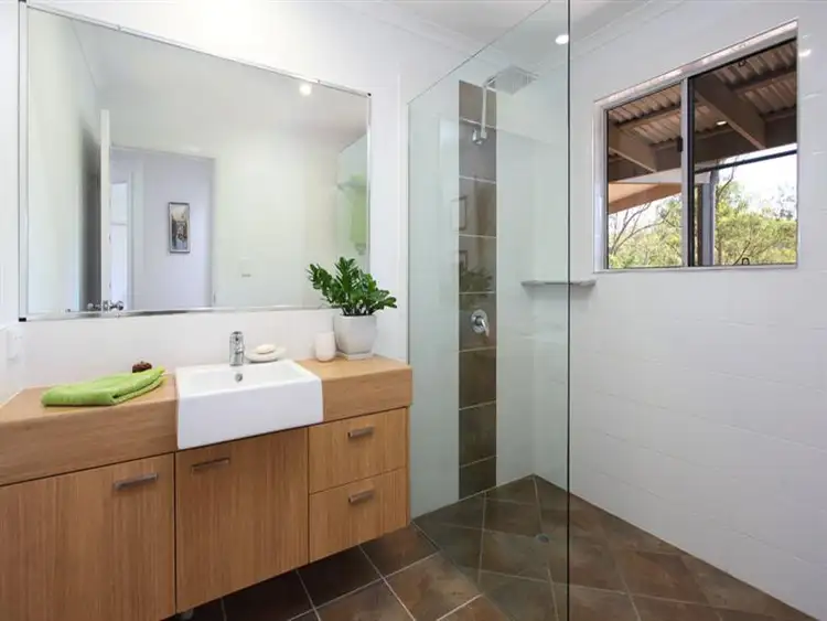 Sixth view of Homely house listing, 76 Mailmans Track, Draper QLD 4520