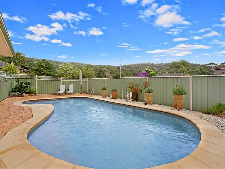 Second view of Homely house listing, 2 Amber, Point Clare NSW 2250