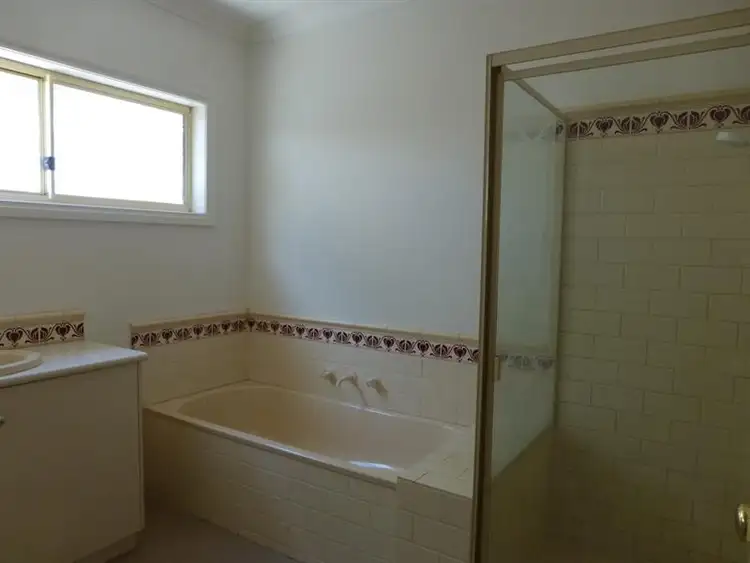 Sixth view of Homely unit listing, 2/63 Landsborough Street, Echuca VIC 3564