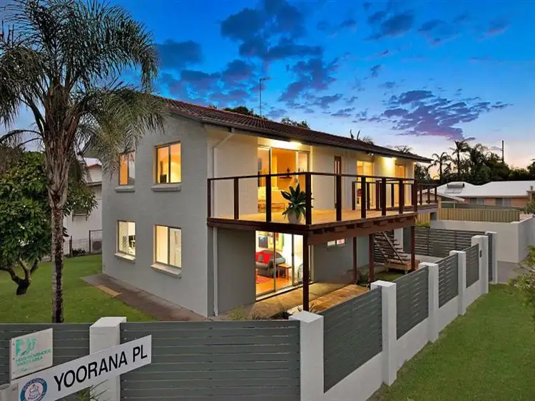 23 Ilkinia Avenue, Broadbeach Waters QLD 4218