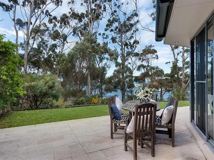 31 Riversdale Avenue, Mollymook NSW 2539