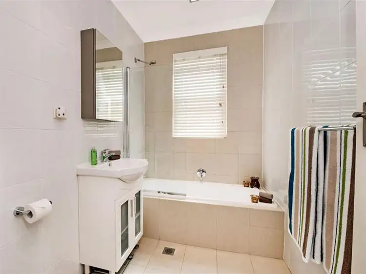Fourth view of Homely unit listing, 4/117-119 Dolphin Street, Coogee NSW 2034