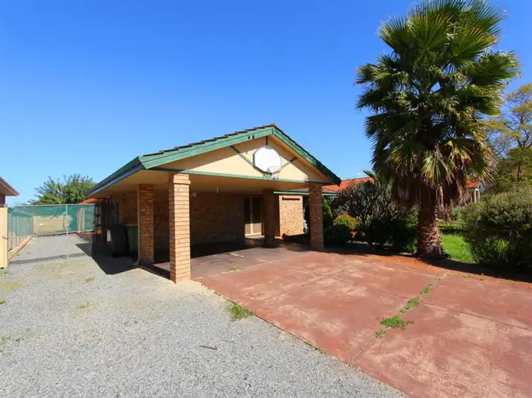 105 Luyer Avenue, Beckenham WA 6107