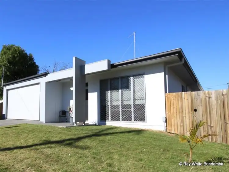 20 Russell Street, Silkstone QLD 4304