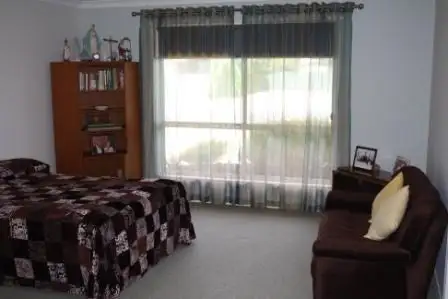 Seventh view of Homely house listing, 4 Hall Court, Howlong NSW 2643