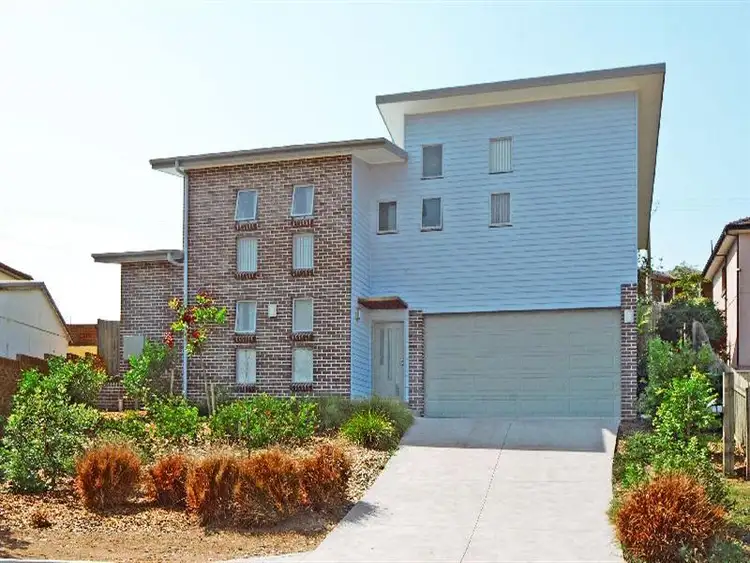 Main view of Homely house listing, 28 Illowra Parkway, Primbee NSW 2502