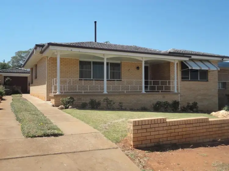 69 Haig Street, Temora NSW 2666