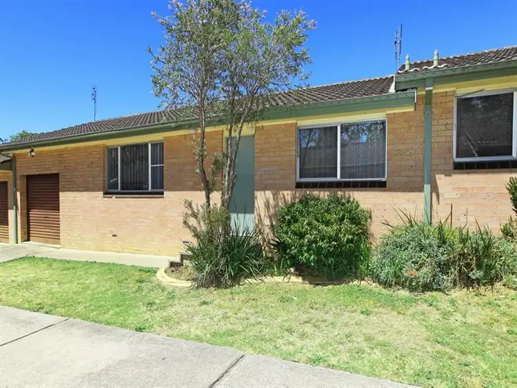 Main view of Homely unit listing, 2/54 Bunberra Street, Bomaderry NSW 2541