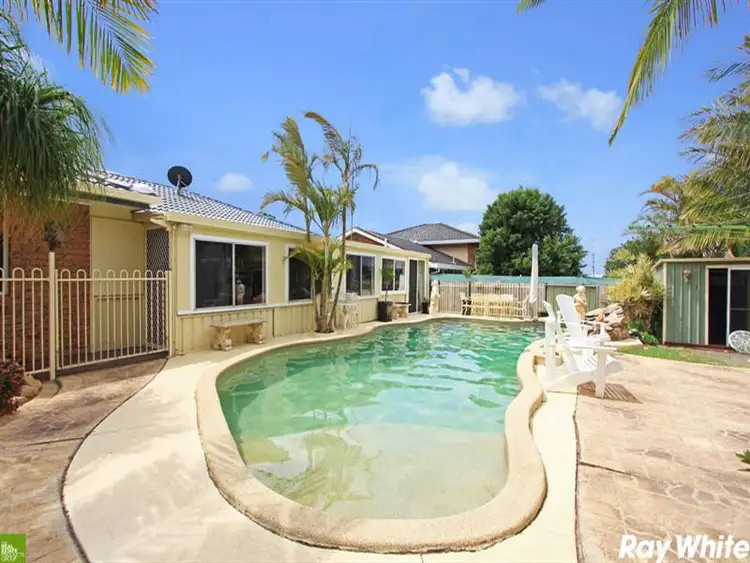 8 Federation Place, Albion Park NSW 2527