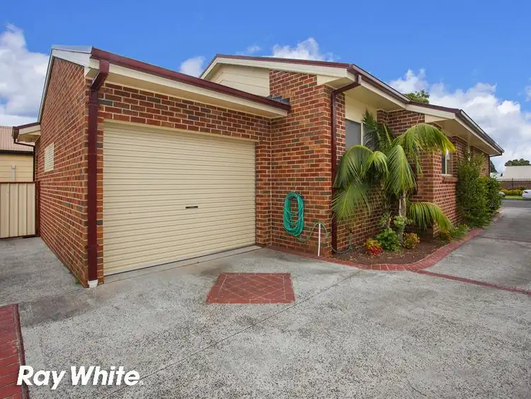 Main view of Homely townhouse listing, 1/51 Griffiths Street, Oak Flats NSW 2529