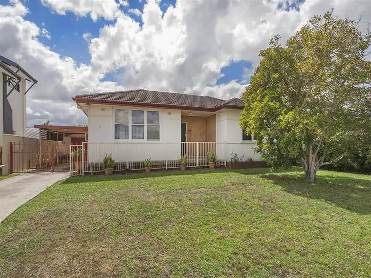 17 Woodlands Road, Liverpool NSW 2170