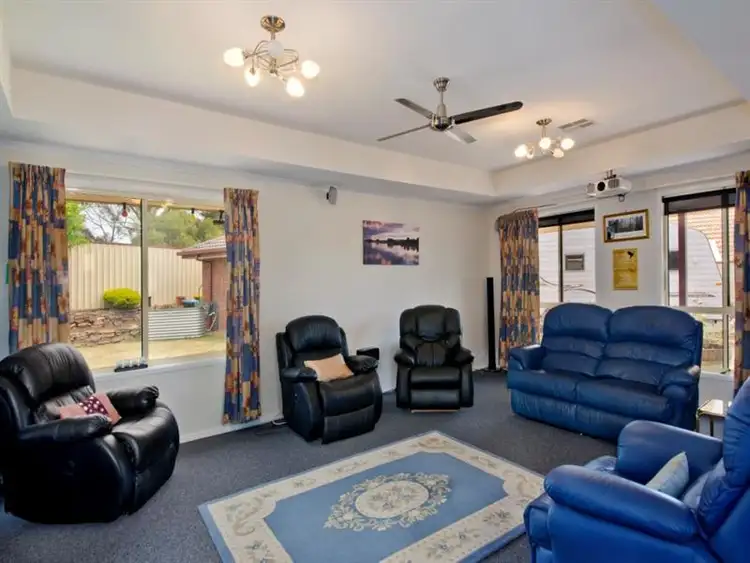 Fifth view of Homely house listing, 5 Parkway Avenue, Walkley Heights SA 5098