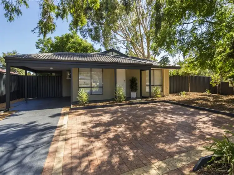 2 Friday Corner, Swan View WA 6056