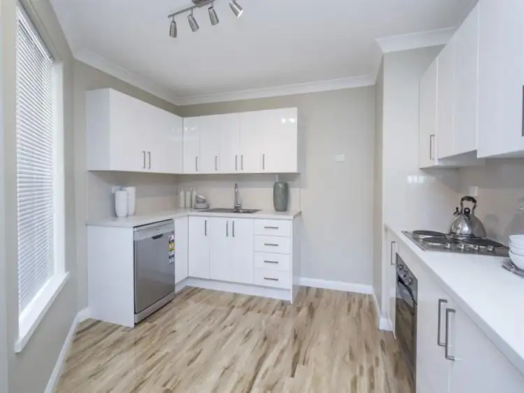 Fifth view of Homely house listing, 2 Friday Corner, Swan View WA 6056