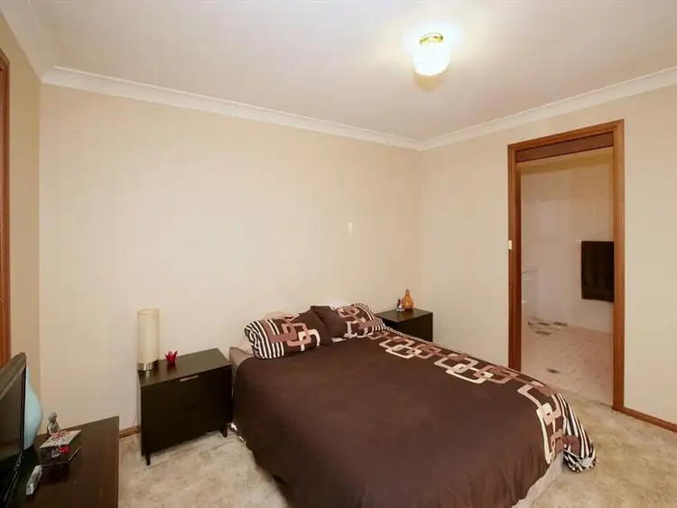 Sixth view of Homely house listing, 100 Dalman Parkway, Glenfield Park NSW 2650