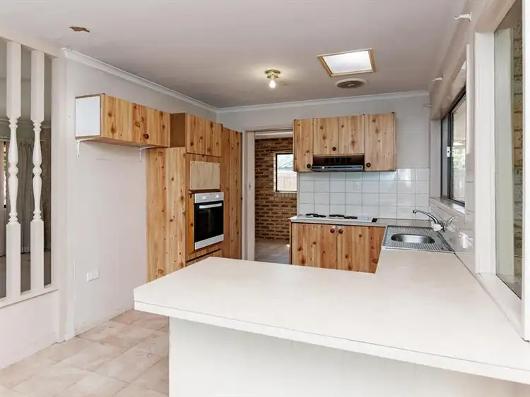 Sixth view of Homely house listing, 10 Whissen Court, Collingwood Park QLD 4301