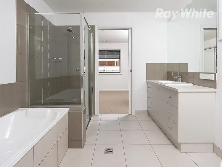 Fifth view of Homely townhouse listing, 19 Glenairne Street, Wodonga VIC 3690