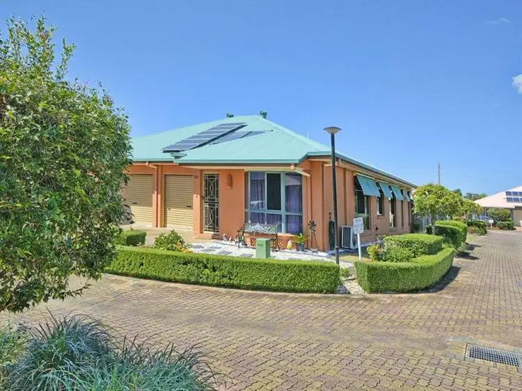 Unit 113 Currimundi Villas 40 Lakeside Crescent, Currimundi QLD 4551
