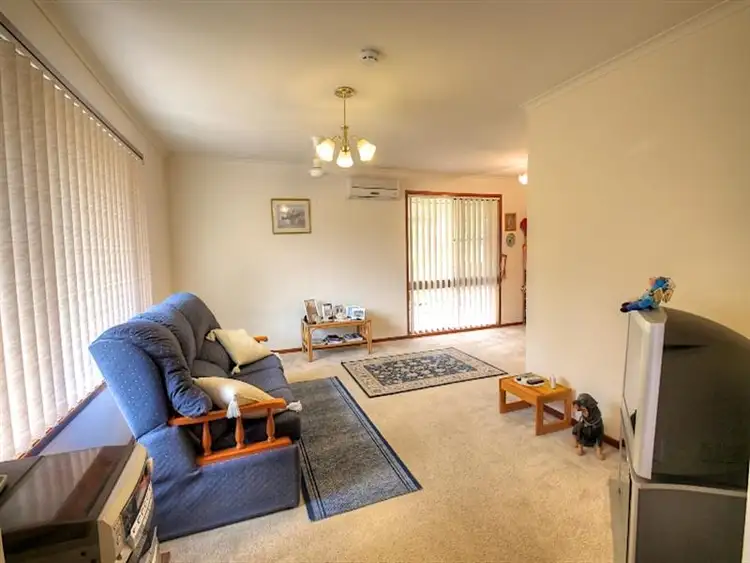 Fifth view of Homely house listing, 33 ISLANDVIEW Street, Barellan Point QLD 4306