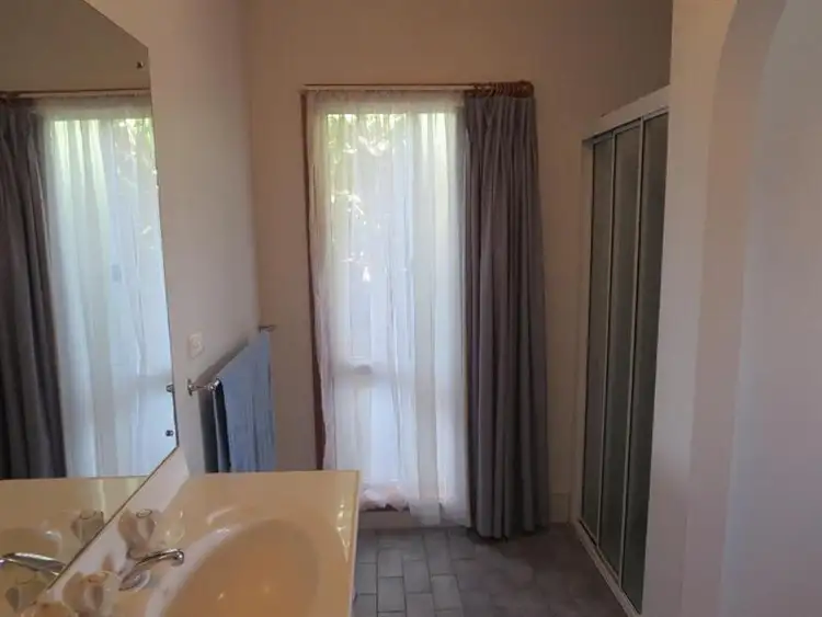 Seventh view of Homely house listing, 42 La Fontaine Avenue, Lavington NSW 2641