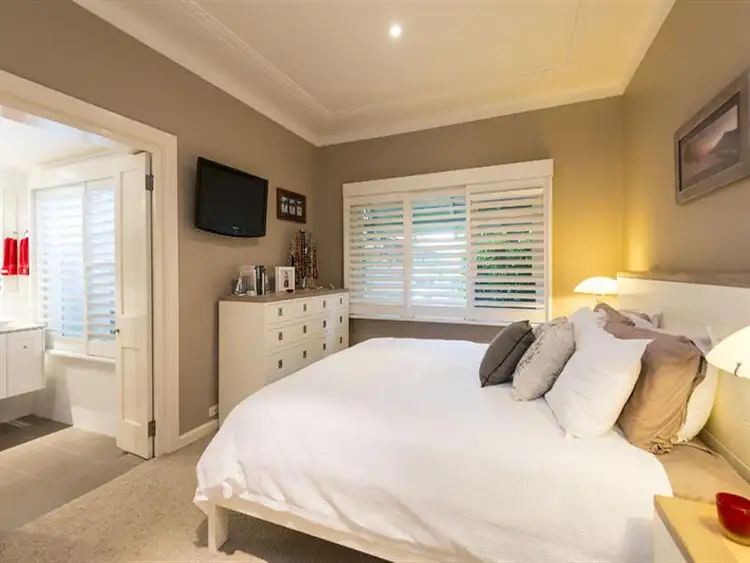 Sixth view of Homely house listing, 11 Crabbes Avenue, Willoughby NSW 2068