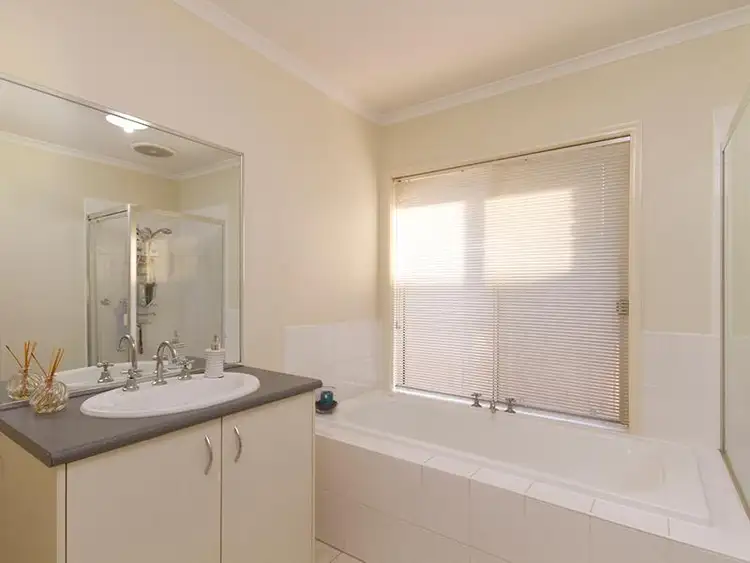 Seventh view of Homely house listing, 4 Franklin Parade, Lynbrook VIC 3975