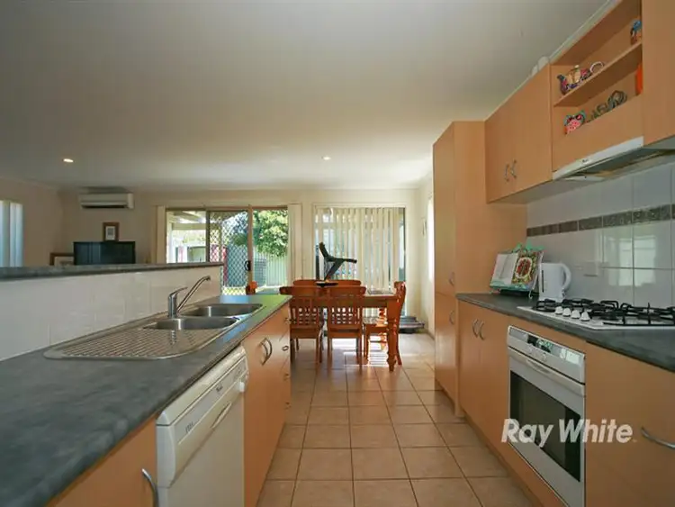 Seventh view of Homely house listing, 7 Oak Post Place, Cranbourne East VIC 3977