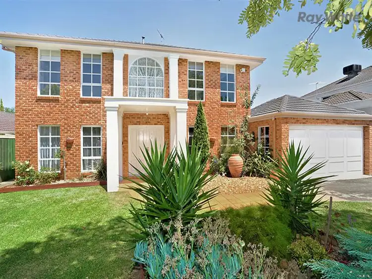 8 Golden Way, Hillside VIC 3037