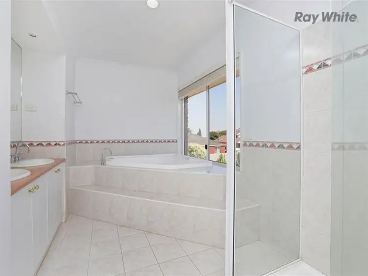 Fourth view of Homely house listing, 8 Golden Way, Hillside VIC 3037