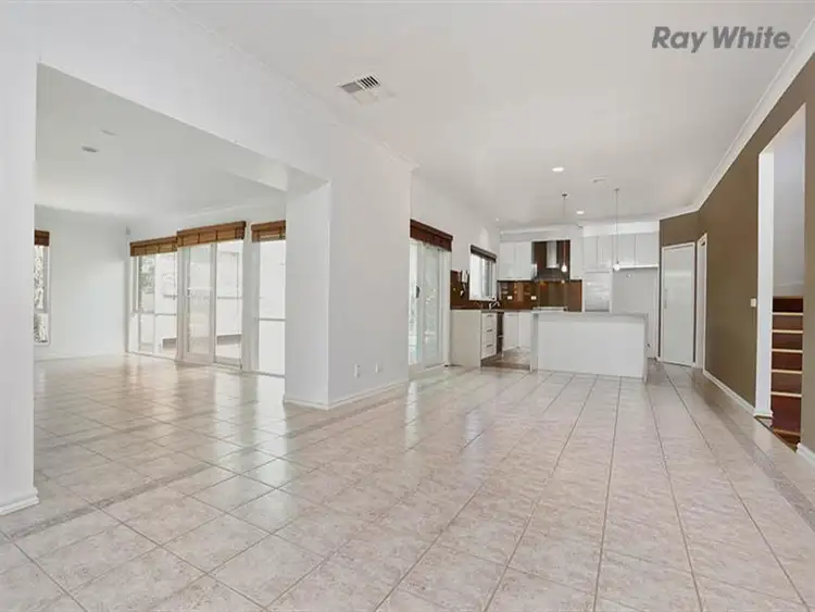 Seventh view of Homely house listing, 8 Golden Way, Hillside VIC 3037