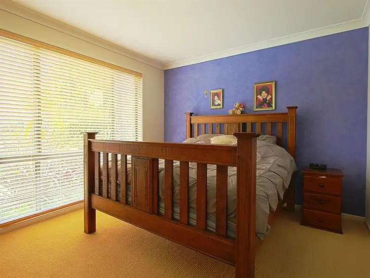 Second view of Homely house listing, 8 Lobelia Place, Hamlyn Terrace NSW 2259