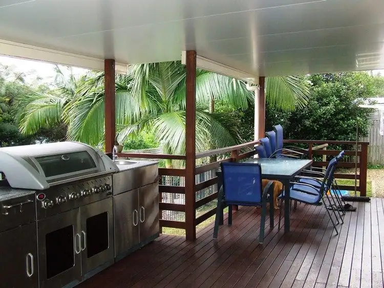 5 Cunningham Avenue, Landsborough QLD 4550