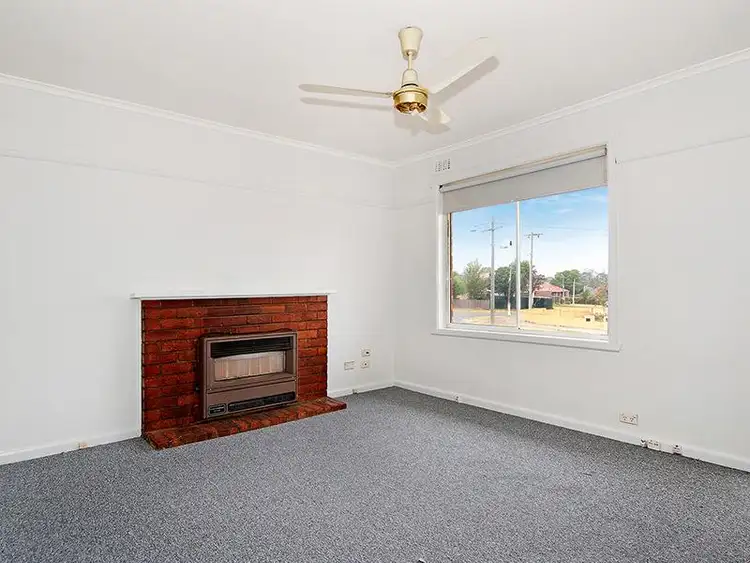 Second view of Homely house listing, 3 Burns Court, Heidelberg Heights VIC 3081