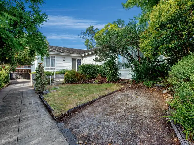 29 Moorwatha Street, Macleod VIC 3085