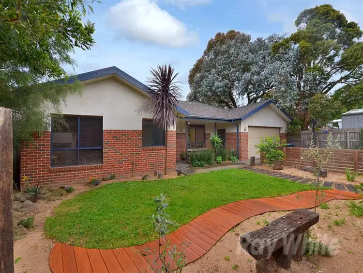 2/5 Warrabel Road, Ferntree Gully VIC 3156