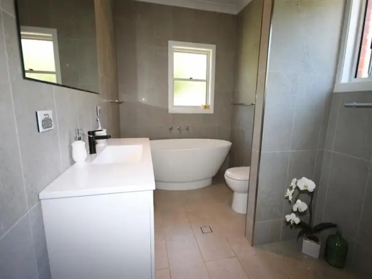 Fifth view of Homely house listing, 11 Myrene Avenue, Tamworth NSW 2340