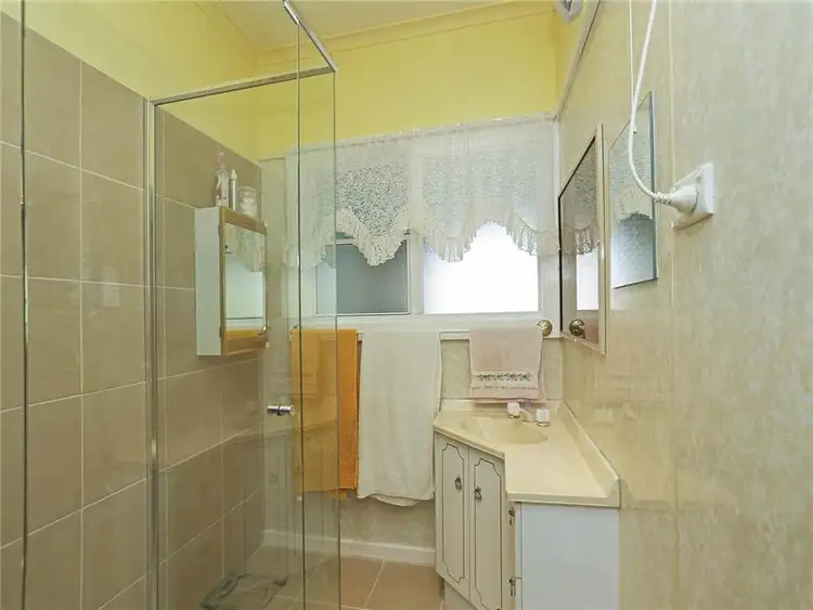 Fifth view of Homely house listing, 86 Robin Avenue, Norlane VIC 3214