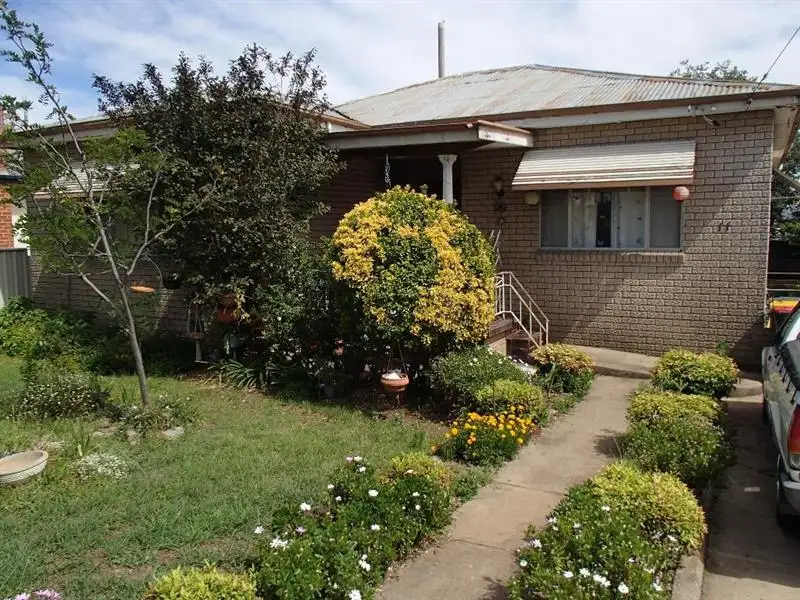 Main view of Homely house listing, 11 Thomas Street, Tamworth NSW 2340