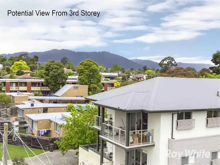 Fourth view of Homely house listing, 15 Landale Avenue, Croydon VIC 3136