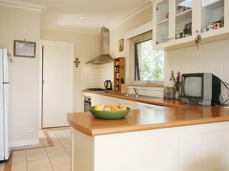 Fourth view of Homely house listing, 18 The Eyrie, Lilydale VIC 3140
