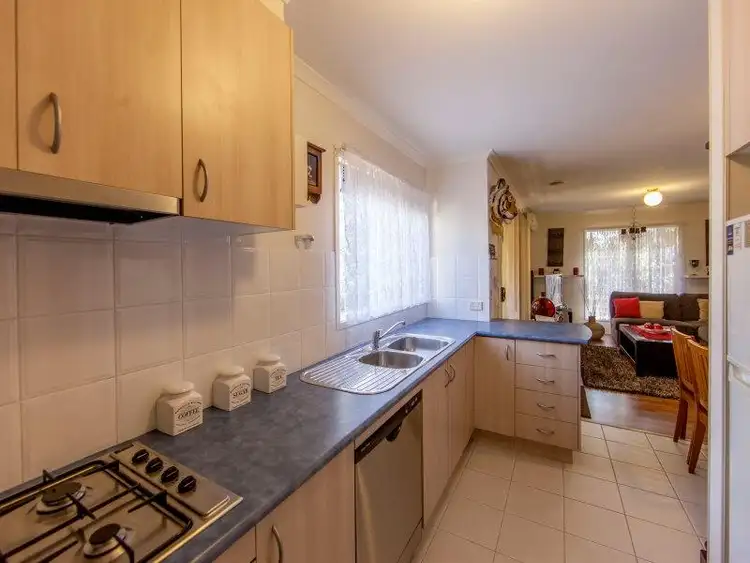 Fourth view of Homely unit listing, 1/10 Reid Street, Frankston VIC 3199