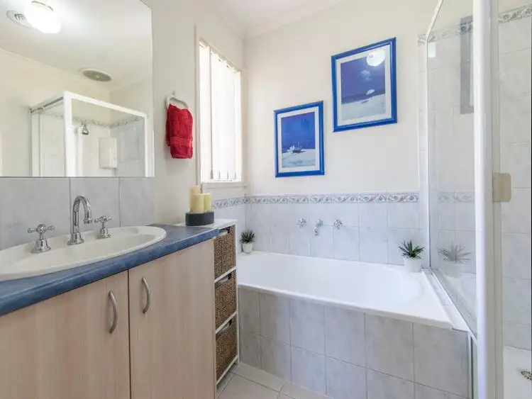 Fifth view of Homely unit listing, 1/10 Reid Street, Frankston VIC 3199